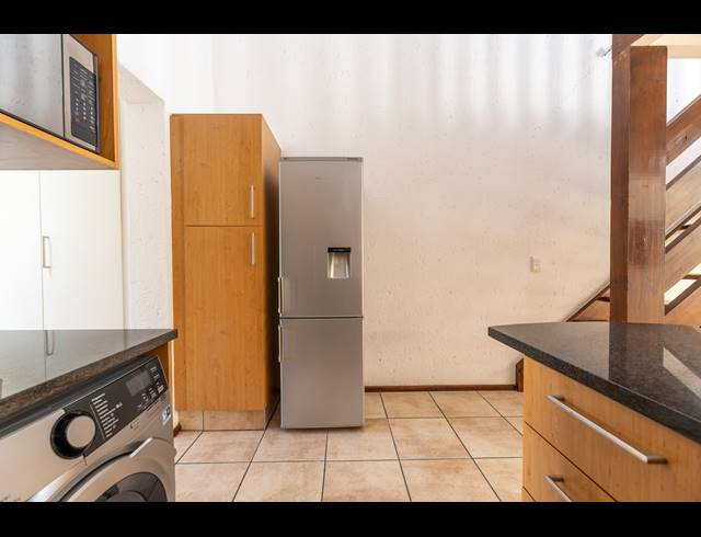 1 BEDROOM APARTMENT FOR SALE IN LONEHILL